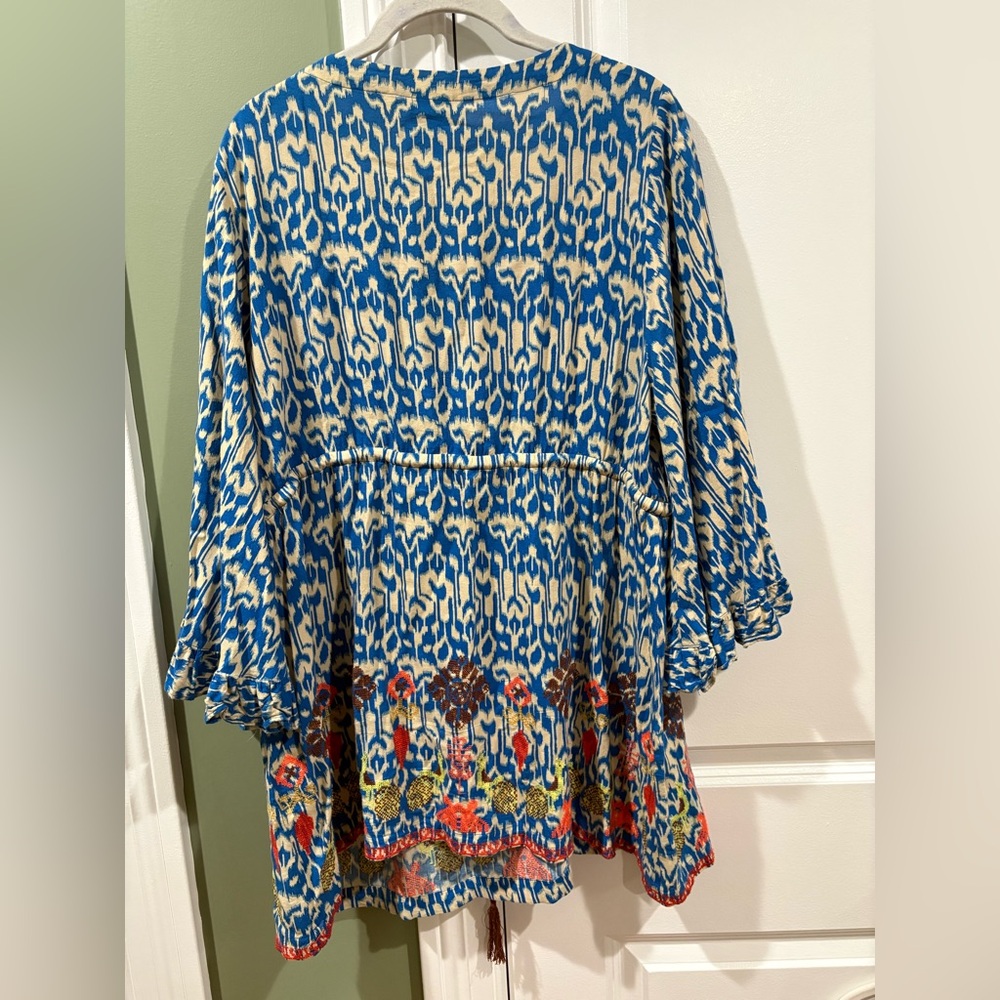 ivy jane Blue & White Patterned Tunic with Colorful Hem - Picture 3 of 5